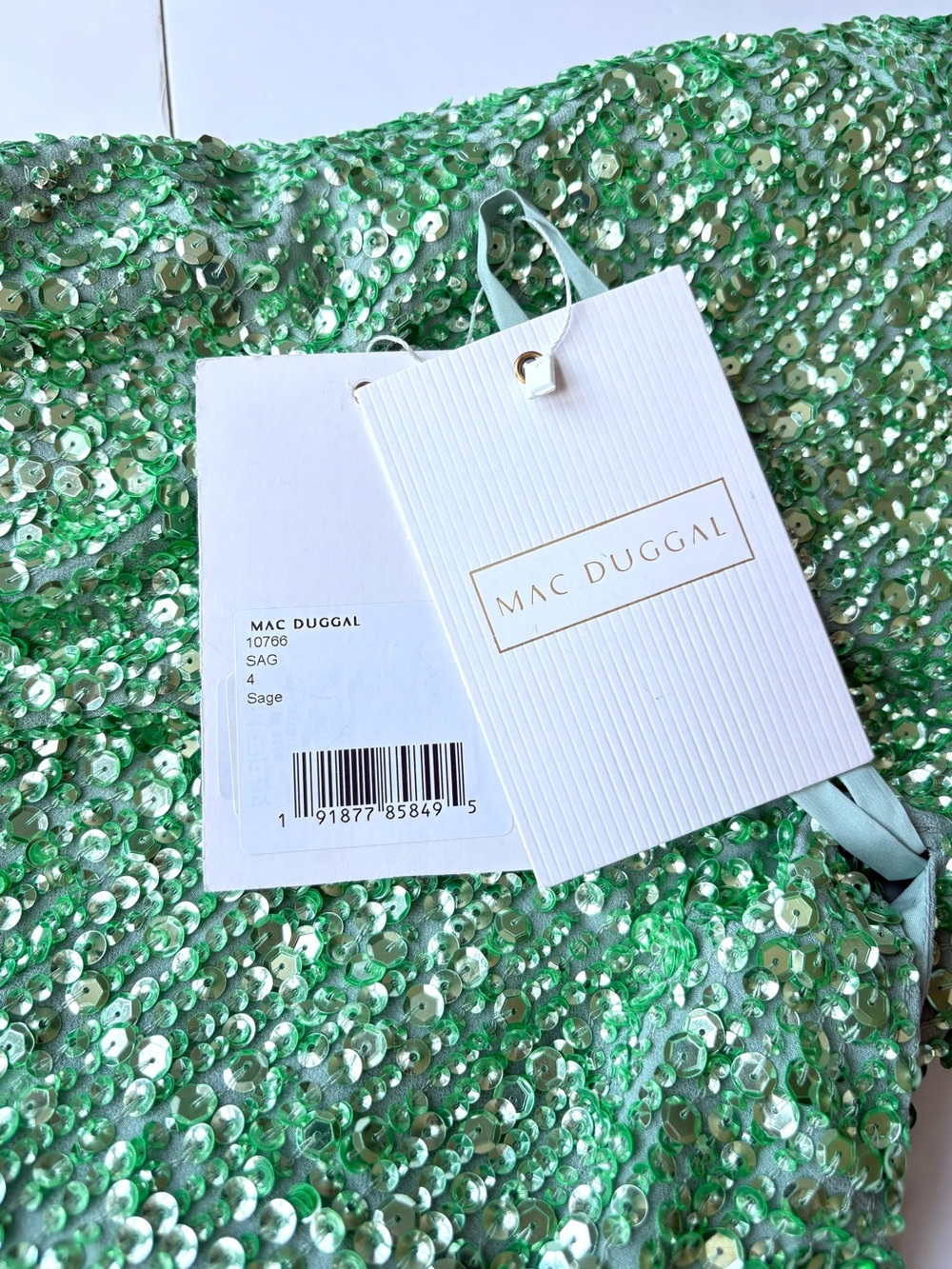 Mac Duggal Sequined Wrap Over Cocktail Dress in Sage Green size 4, 10 #10766 - Picture 7 of 12